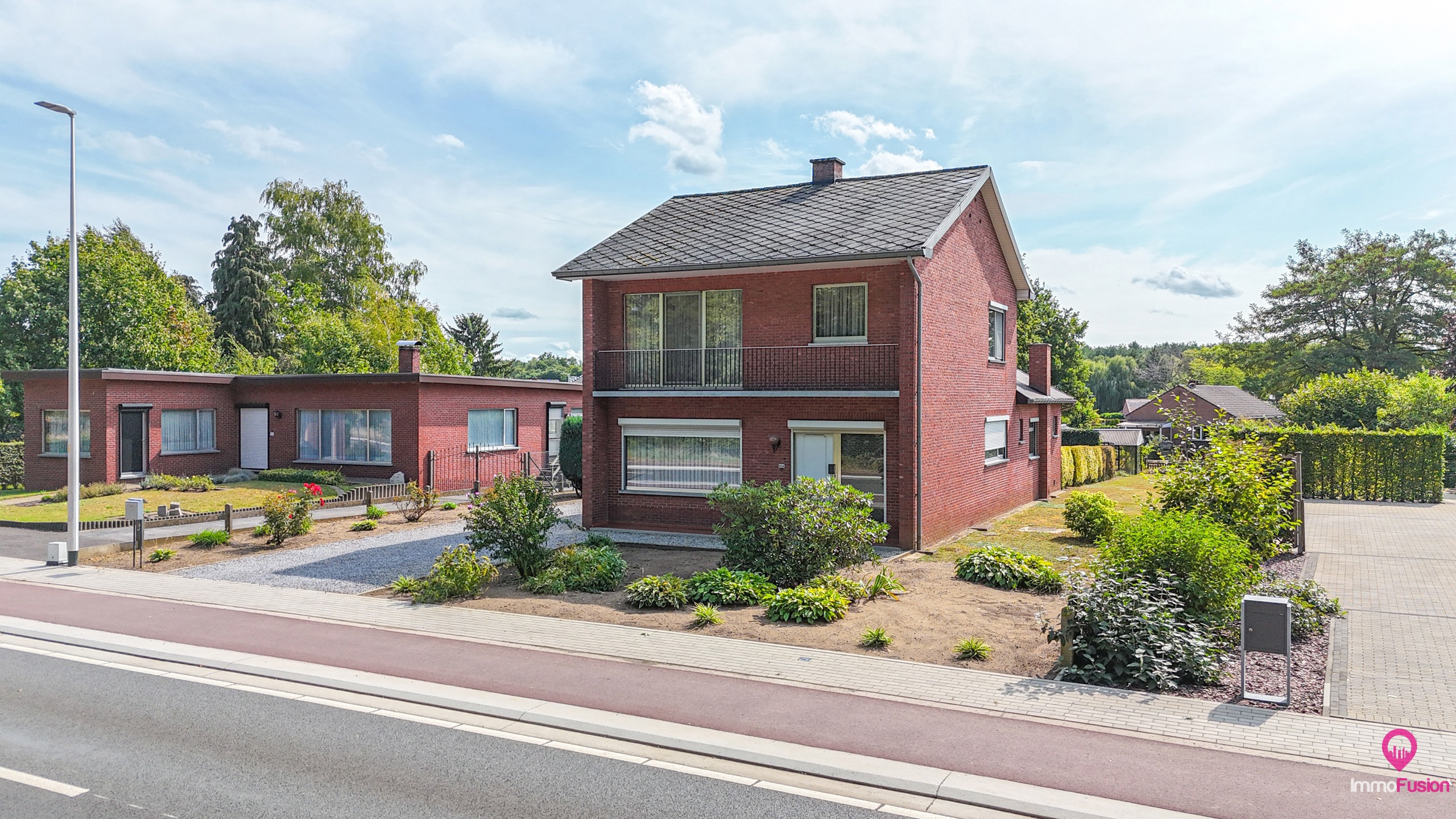 Gezinswoning met 3slpk en ruime tuin op 8a93ca te Viversel! - foto 3