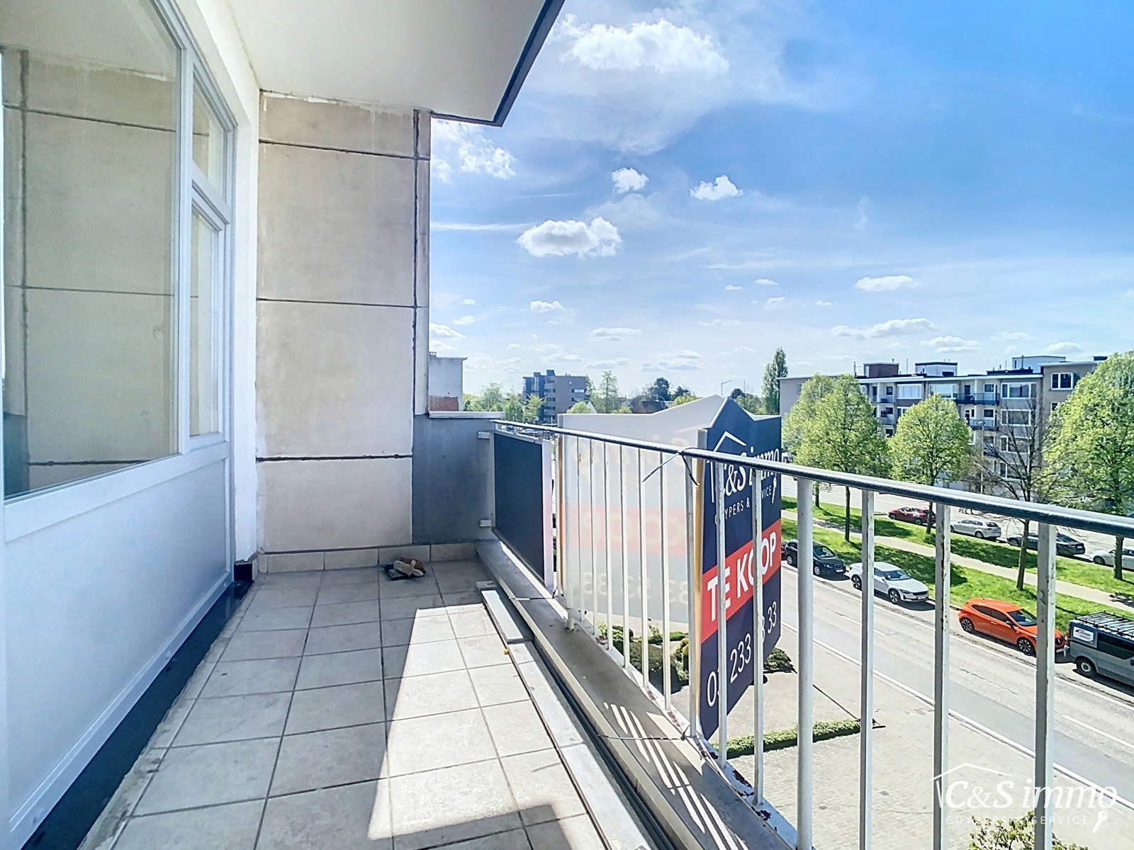 Gerenoveerd appartement met 2 slaapkamers en terras - foto 4