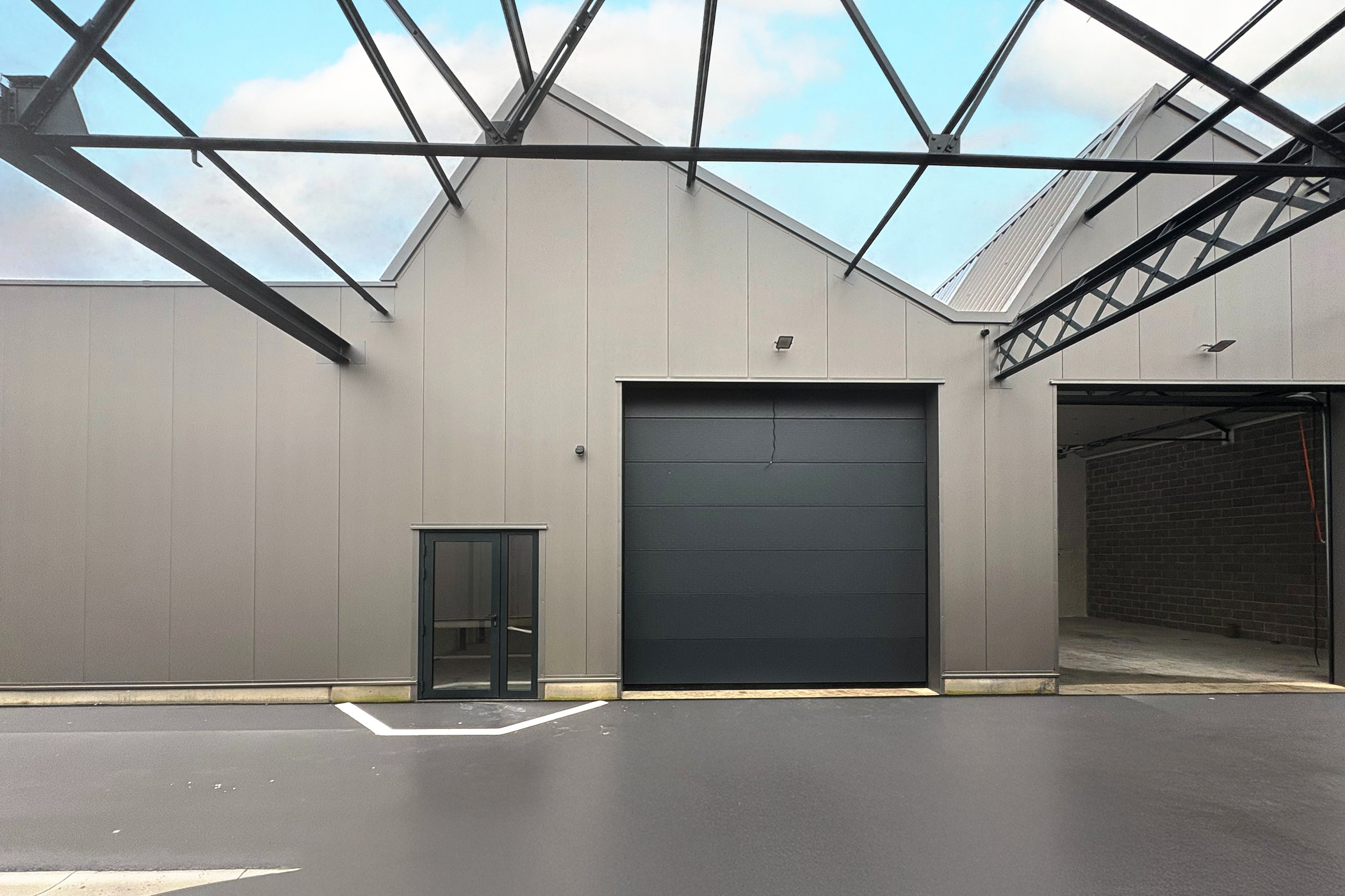 Magazijn 196m² te huur In Kalken - photo 1