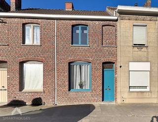 Op zoek naar een woning met potentieel én ruimte om jouw eigen stempel te drukken? Deze eigendom op een perceel van 552 m² heeft het allemaal. Je...