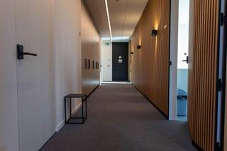 Drie goed uitgeruste, gelijkvloers kantoren te huur van ca. 14m²-18m²-19m² op een uitstekende locatie te Essensteenweg, Kalmthout-Nieuwmoer...
