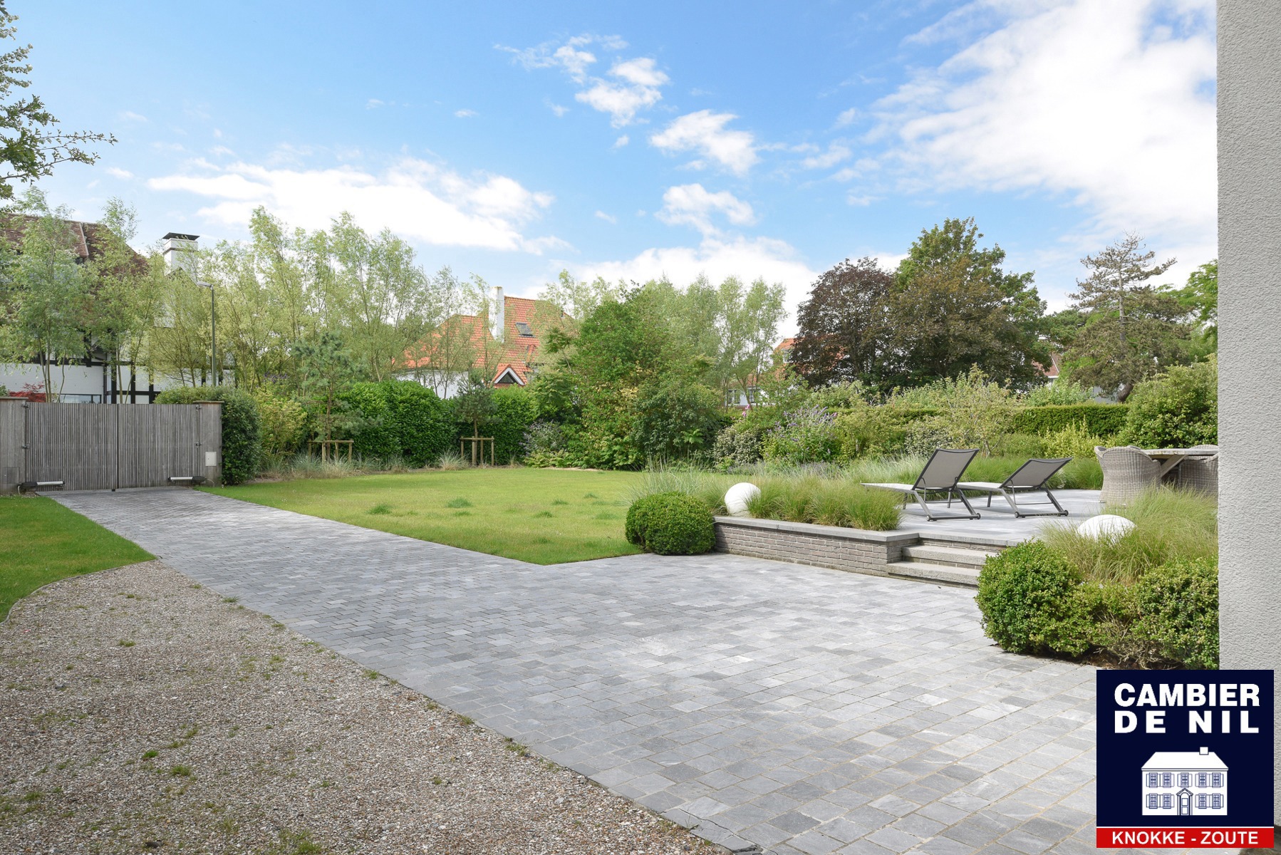 House for sale in Knokke-Heist with 5 bedrooms - photo 2