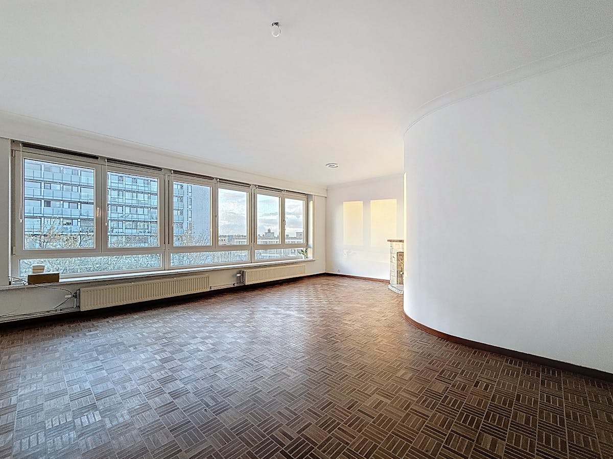 Ruim tweeslaapkamerappartement te huur in Merksem! - foto 4