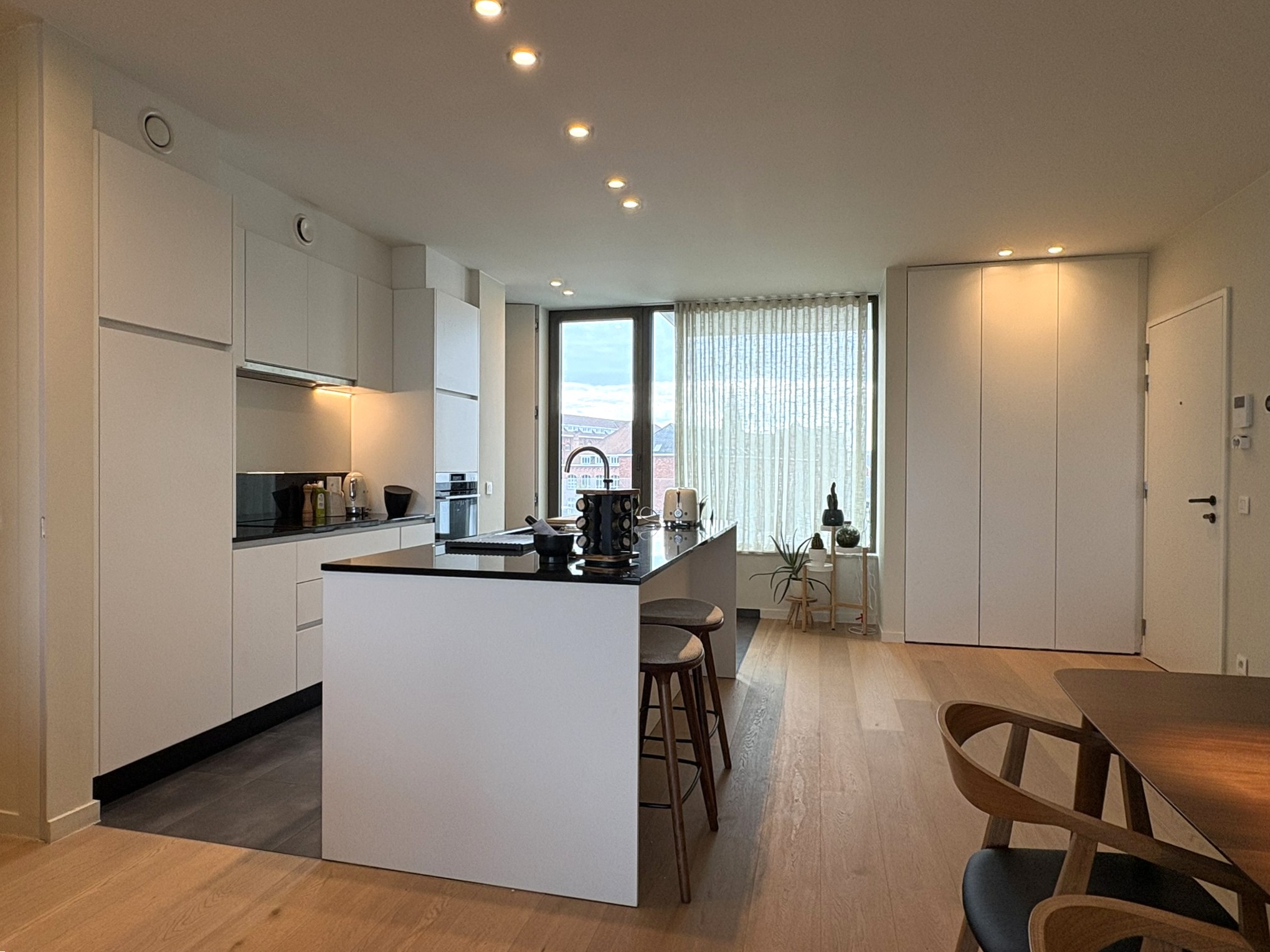 Klassevol appartement met autostaanplaats - foto 2