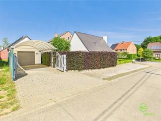 In het rustige Linkhout vinden we deze instapklare gezinswoning terug op een perceel van 5a 73ca.In het centrum van Linkhout, op minder dan 2km,...