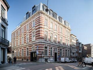 Wabi Sabi naar de hand van architect Tatsuro Miki. Exclusief 1 slpk-appartement met ruim en groen terras in een prestigieus gebouw te Centrum...