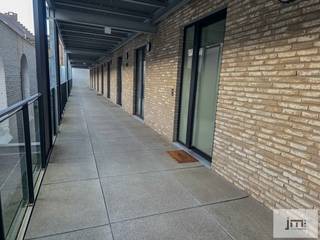 Dit prachtige appartement bevindt zich in een uniek project in het hart van Sint-Truiden en straalt een bijzondere sfeer uit, mede dankzij het...