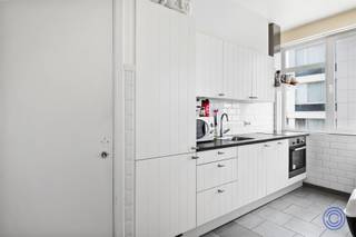 Informatie appartementDit hippe 1-slpk appartement is gelegen op de 6de verdieping in een statig gebouw opt de Italiëlei! U komt binnen in een ruime...