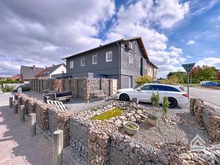 PLUSPUNTEN+ bewoonbare oppervlakte: 115 m²+ 2 slaapkamers+ privé ingang+ terras+ 2 parkeerplaatsen+ centrale, rustige liggingALGEMEEN:Dit aangename...