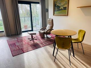 Vlakbij Brugge centrum, rustige groene omgeving, aan openbaar vervoer,ENERGIEZUINIGE LEUKE serviceflat op 1èV met mooi ZONNETERRAS en zicht op...
