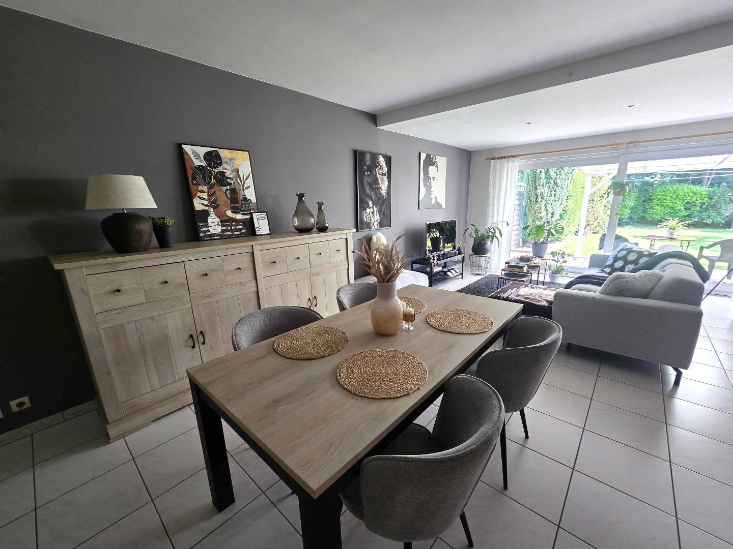 ZEER CHARMANT GELIJKVLOERSAPPARTEMENT MET TUIN + INPANDIGE GARAGE: - foto 5