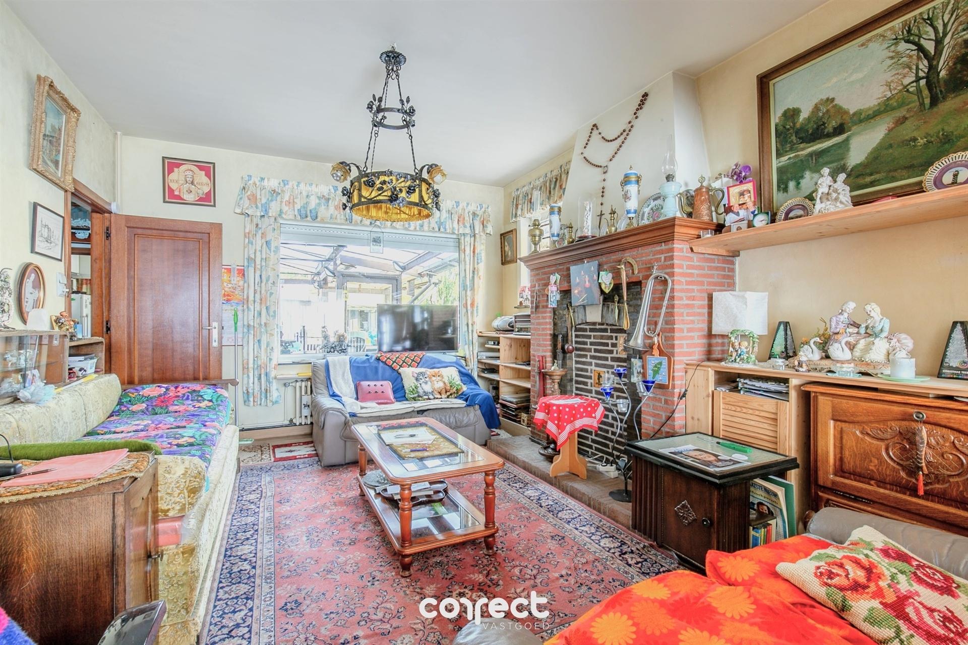 Te renoveren halfopen bebouwing met heel wat potentieel. - foto 4