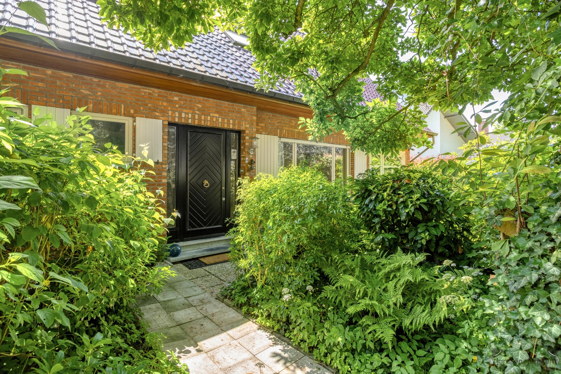 Wonen tussen licht en groen | Charmante villa met 5 slaapkamers in één van de mooiste lanen van Brasschaat - foto 4