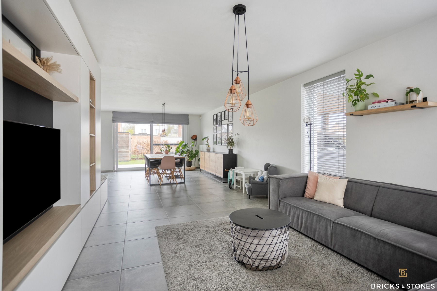 Recente HOB met 4 slaapkamers en tuin - foto 5