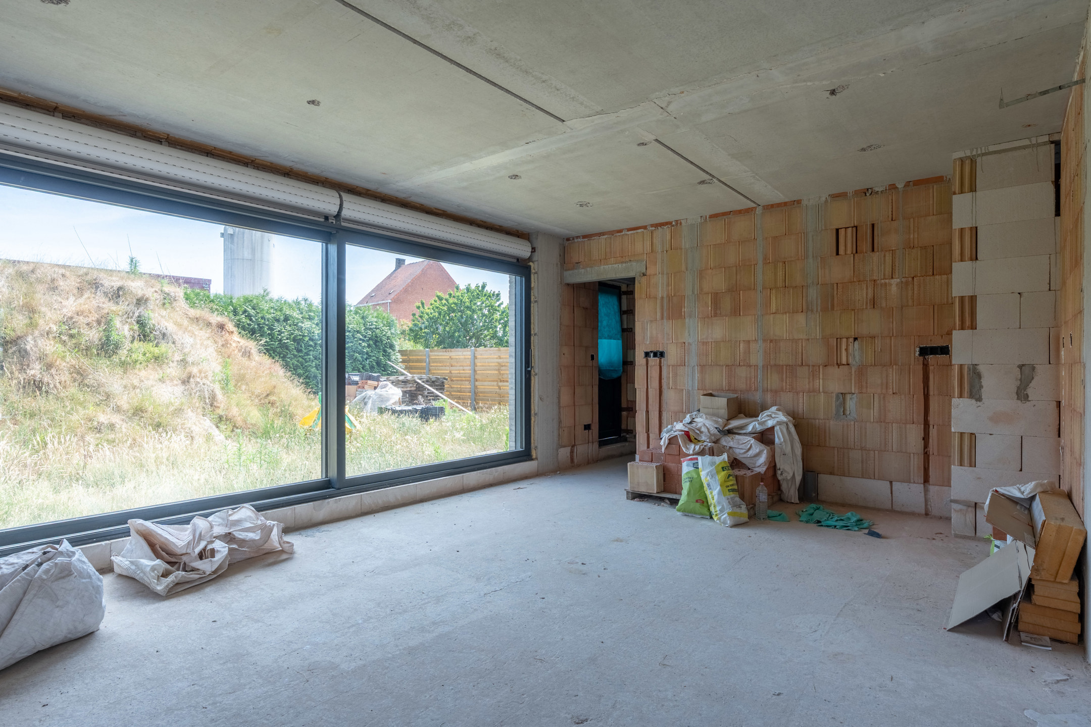 Nieuwbouwwoning met o.a. 4 slpk, garage op  443 m² (ZO) - foto 4