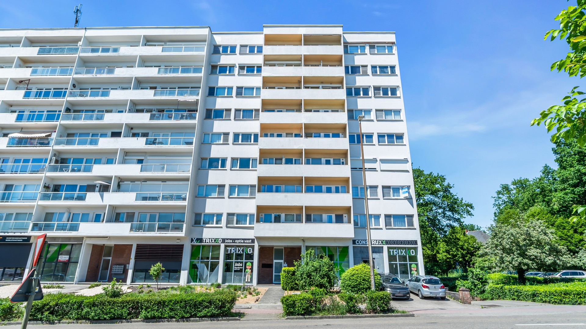 Instapklaar appartement met 2 slaapkamers in het centrum van Genk - foto 2