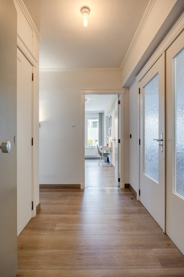 Goed gelegen appartement met 2 slaapkamers, terras, ondergrondse autostaanplaats en private kelderberging in Leuven! - EPC 98 kWh/m² - bewoonbare opp. 74 m² - foto 4