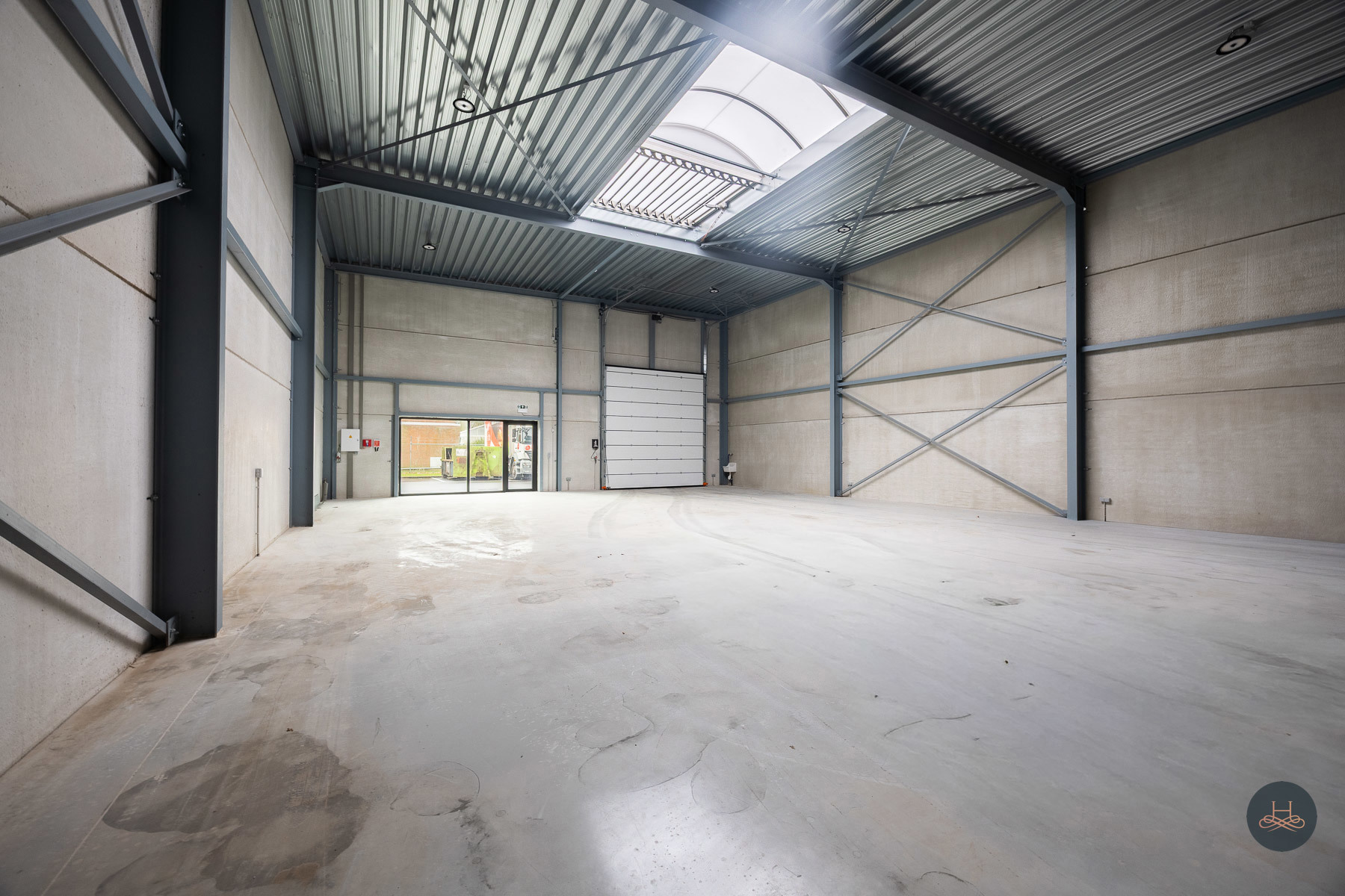 Nieuwbouw KMO-unit met overdekte buitenruimte! - foto 4