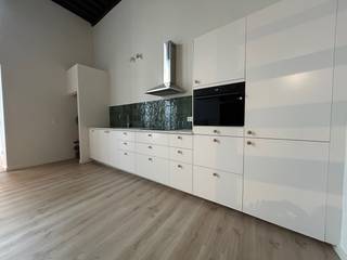 Charmante en stijlvol gerenoveerde woning te huur in hartje Antwerpen – ideaal voor co-housingIn het centrum van Antwerpen, en toch rustig gelegen,...