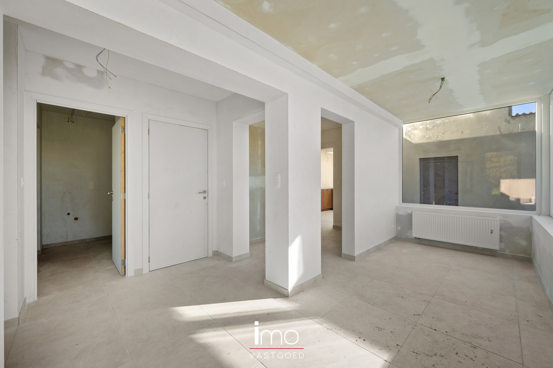 Volledig gerenoveerde woning vlakbij het centrum - foto 5