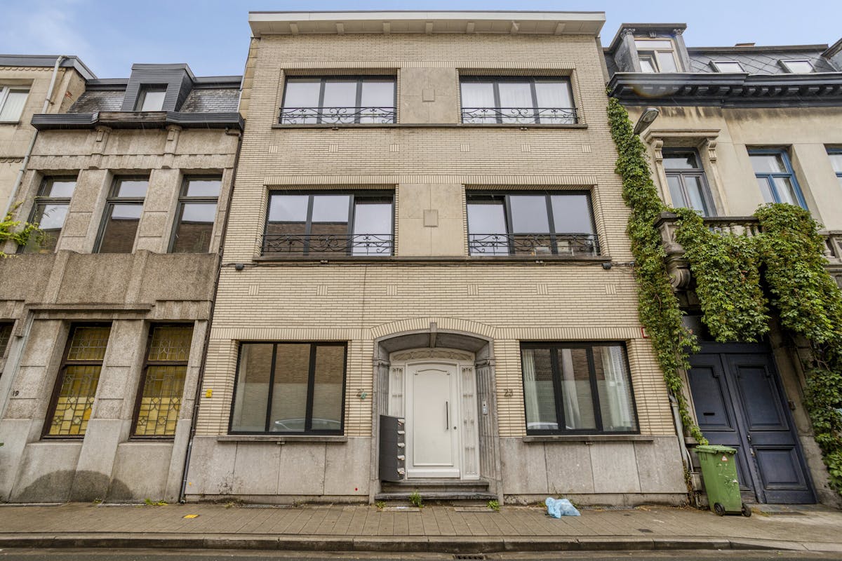 Gerenoveerde studio met terras te koop in Antwerpen - foto 2