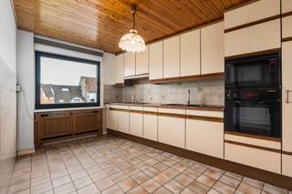 [[ DIT PAND NEEMT DEEL AAN DE ERA OPEN HUIZEN DAG OP 13/6 VAN 14:30 TOT 15:30 ]]Te koop: ruim en lichtrijk appartement in het centrum van Vilvoorde,...