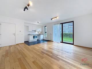MOLENBEEK-SAINT-JEAN, Mooi appartement van ± 59 m² op de begane grond in een recent gebouw (2009) van 4 verdiepingen, bestaande uit: een hal,...