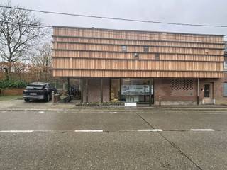 Ce penthouse exclusif bénéficie d'un emplacement exceptionnel où calme, nature et accessibilité se marient à la perfection.La forêt de Meerdaal se...