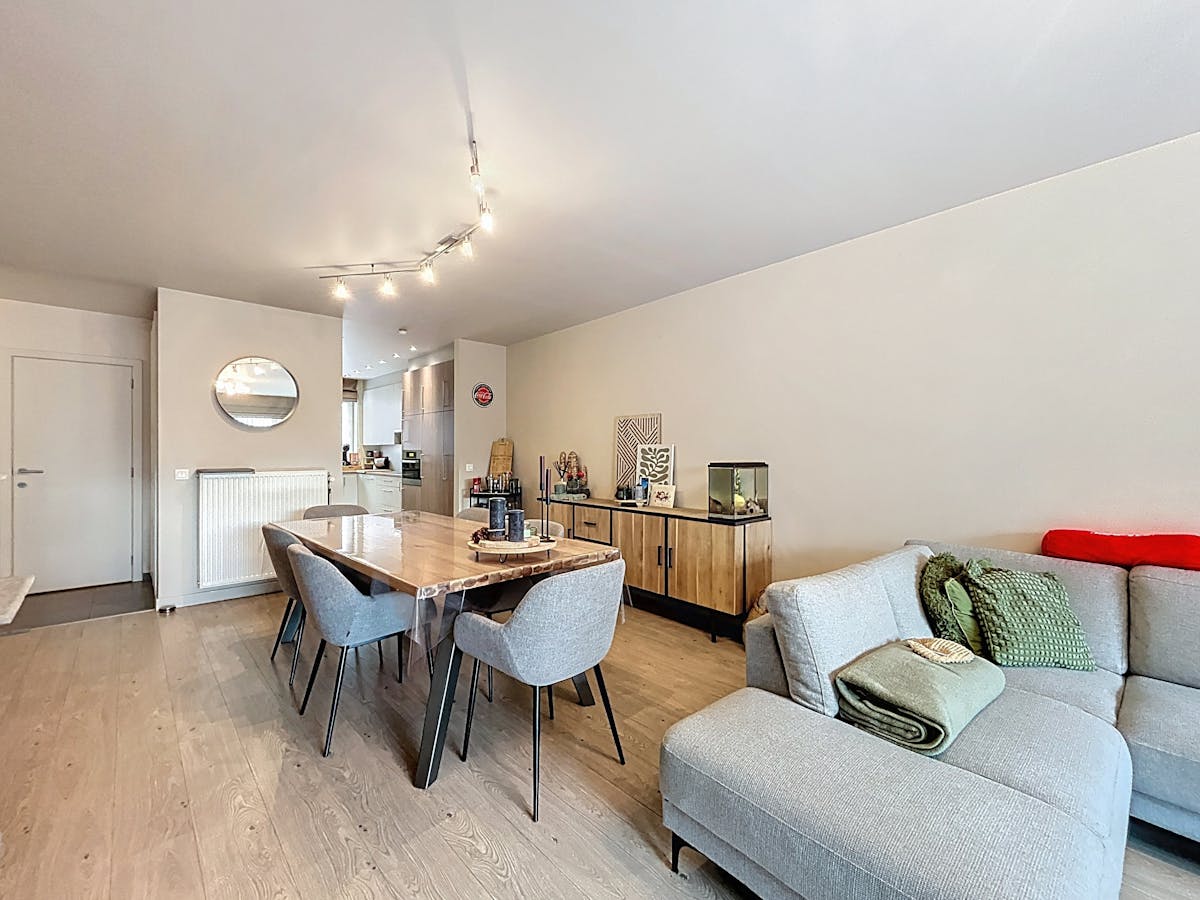 Ruim gelijkvloersappartement met 2 slaapkamers te huur in Lauwe - foto 3