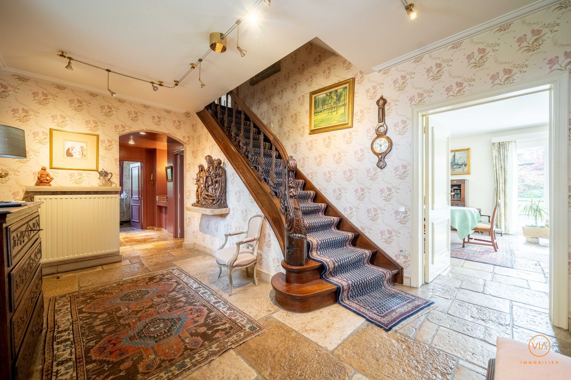 Unieke villa met +/- 1,7 Hectare park en deel bouwgrond - foto 5