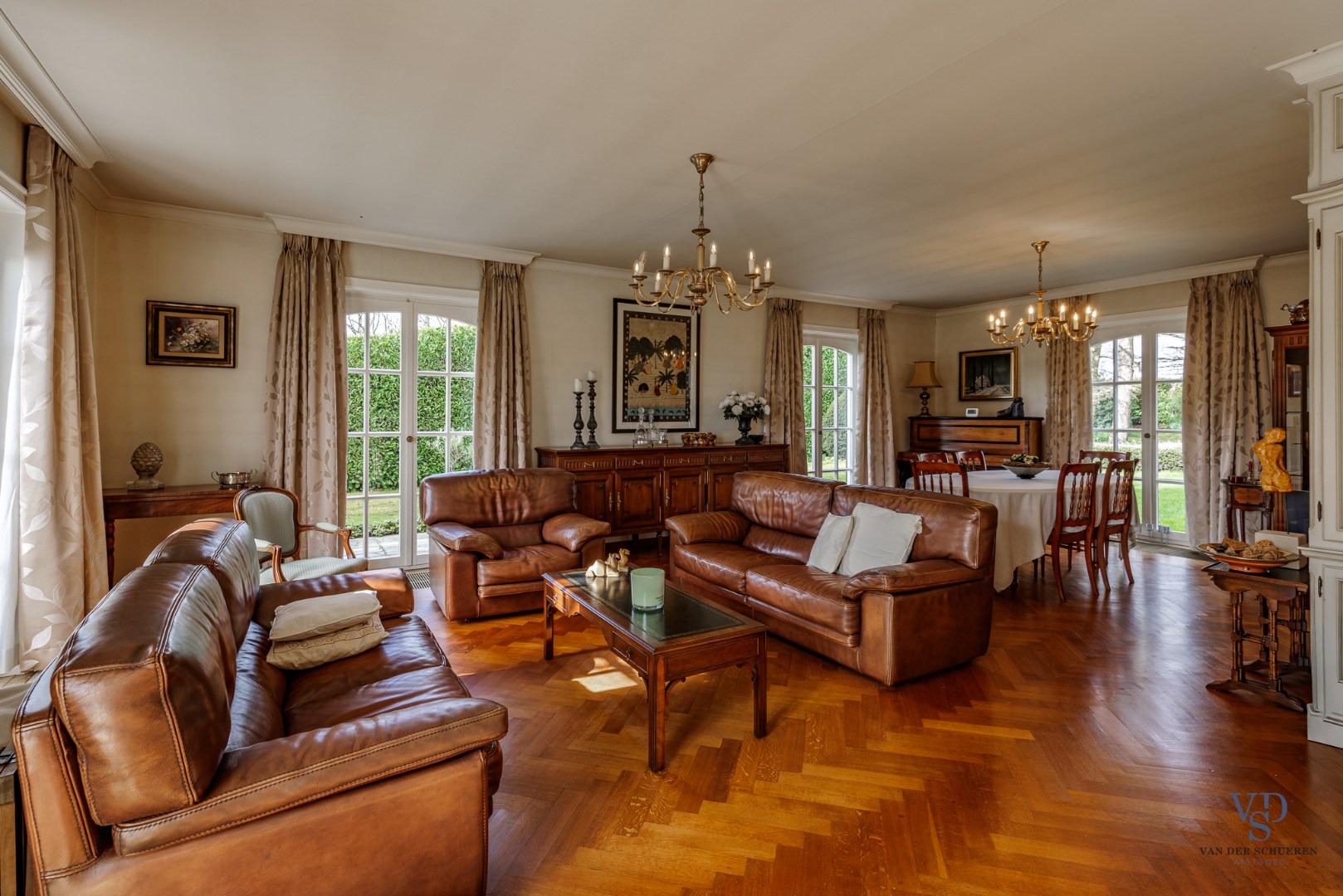 Karaktervolle villa, in Franse stijl. - foto 5