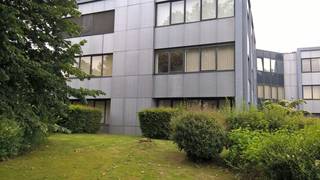 350 m² of office space for rent near the E40 in Zaventem. Very competitive price! The office is equipped with all modern comforts. Ample...