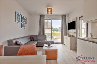 Deze aankoop levert u een nettorendement van maar liefst 5,11% op! Deze luxueuze vakantiewoning voor 5 personen, gelegen op het domein "Klein...