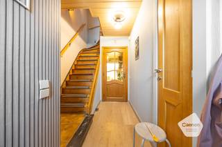 In de aangename en rustige Tuinwijkstraat bevindt zich deze instapklare gezinswoning met een bewoonbare oppervlakte van ca. 150 m², gelegen op...