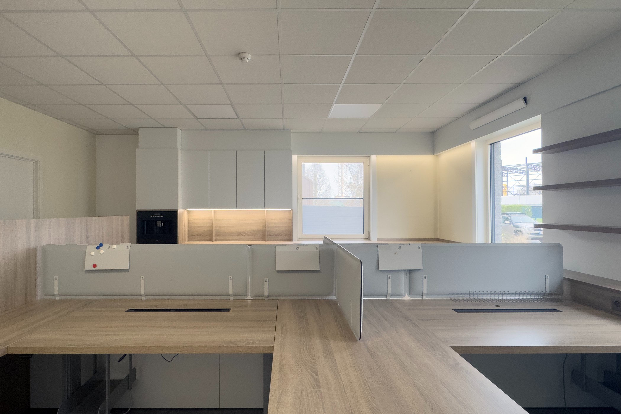 Multifunctioneel bedrijfsgebouw van 1.120 m² op perceel van 2.411 m² - photo 5