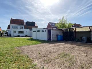 Ideale gezinswoning met veel potentieel nabij centrum Haacht!Op een super centrale maar rustige locatie, vlakbij het centrum van Haacht, bevindt zich...