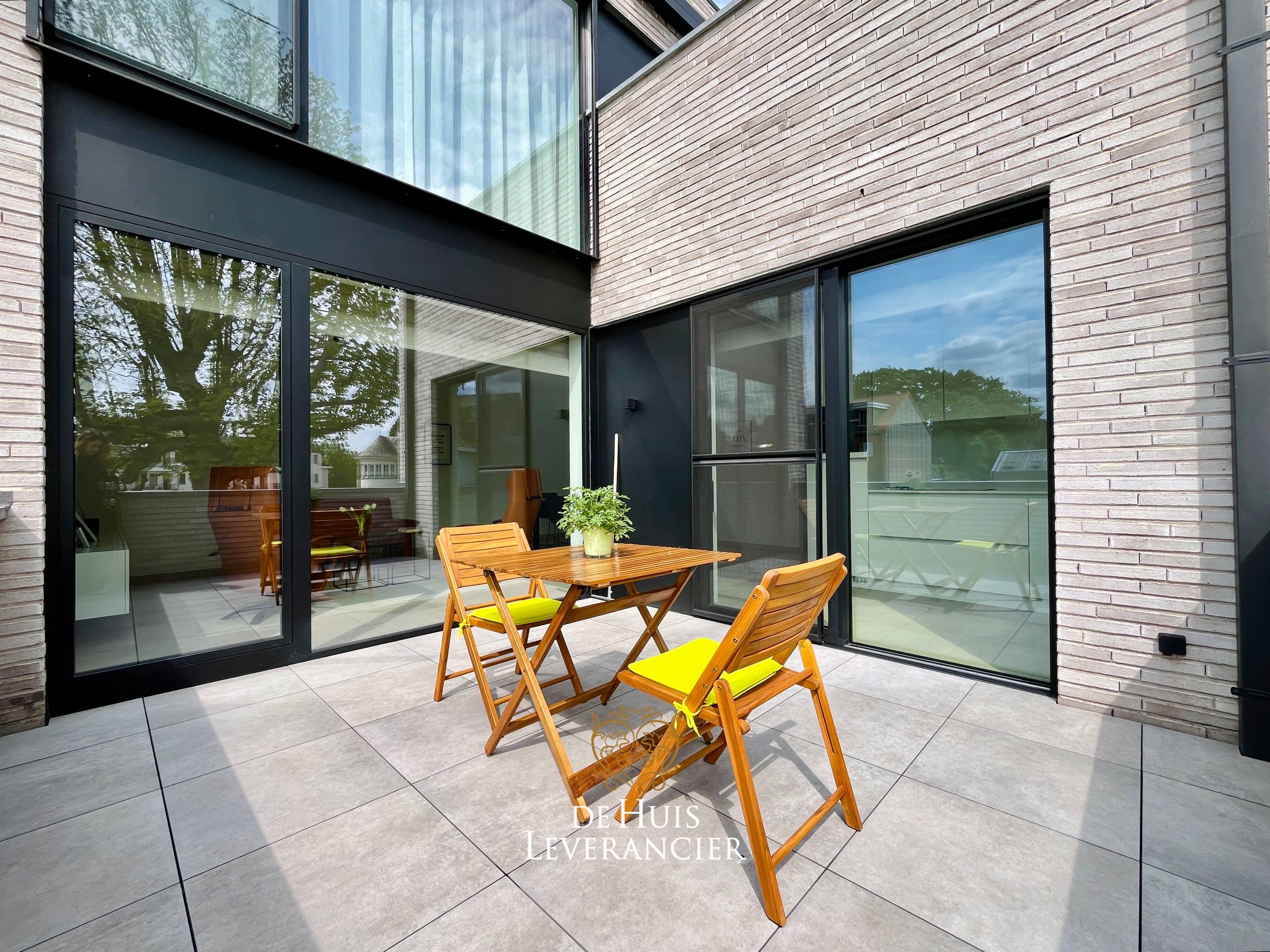 Discrete luxe & tijdloze elegantie : subliem nieuwbouwappartement met terras en gemeenschappelijk tuin te koop in Boechout - foto 4