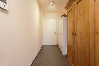 Dit appartement is gelegen in de residentie "Collegehof" aan de Sint-Michielskerk in het centrum van Gent.Exclusief wonen en ondersteuning van...