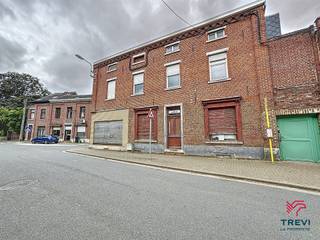 Commercial for sale in Courcelles