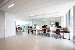 In het Skyline Park te Izegem wordt deze exclusieve kantoorruimte ter beschikking gesteld in een hoogkwalitatieve en inspirerende werkomgeving met...