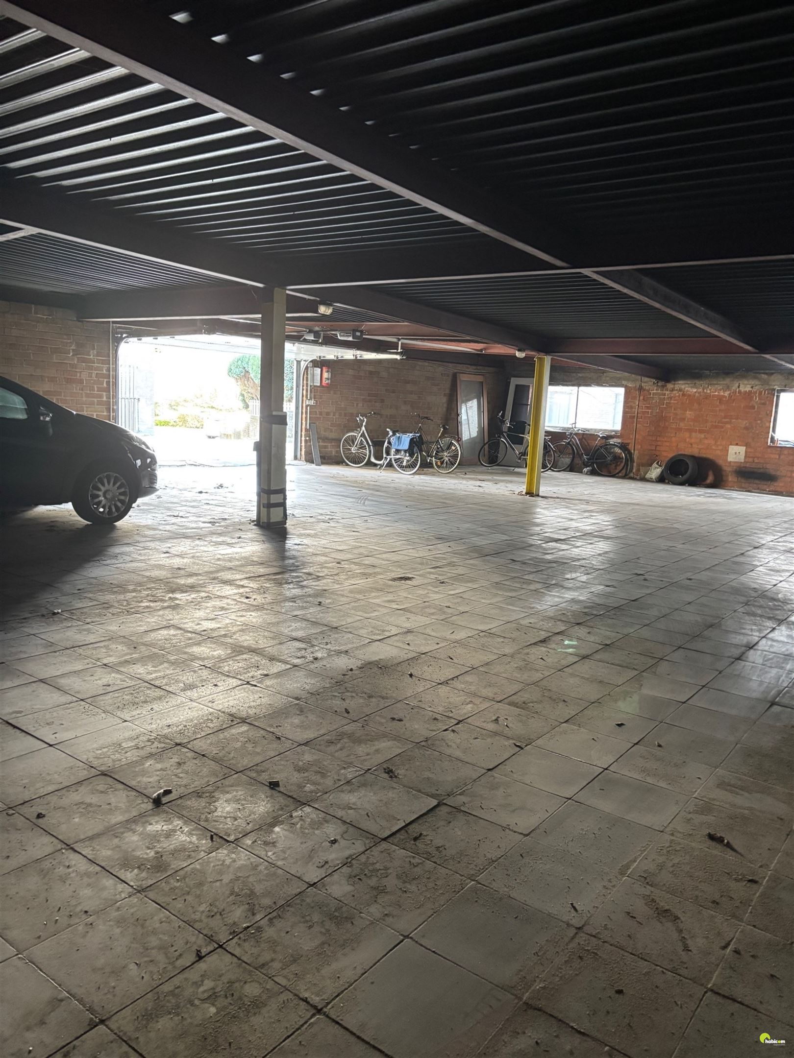 Garage for sale in Borgerhout - photo 2