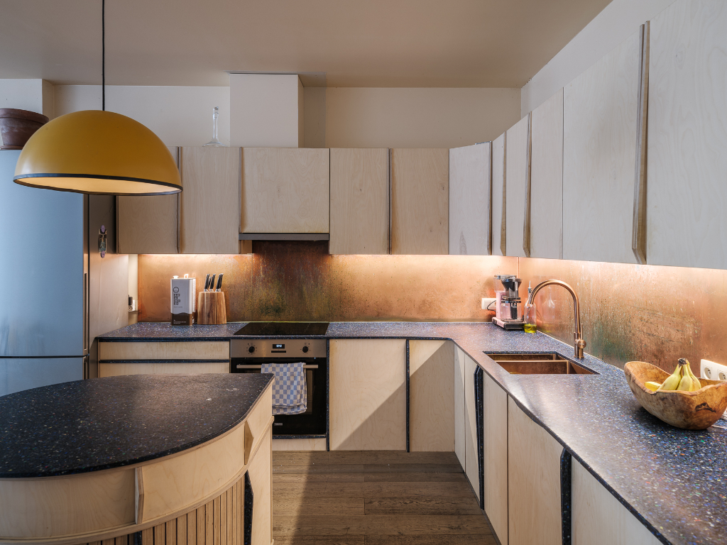 Move-in ready house with 3 bedrooms and outdoor space near Ghent Dampoort station and several parks - photo 4