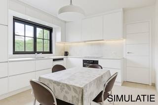 Deze woning is gelegen langs de Rijksweg in Wielsbeke.Door deze locatie heb je toegang tot alle benodigdheden in Wielsbeke (winkels, bakker, slager,...