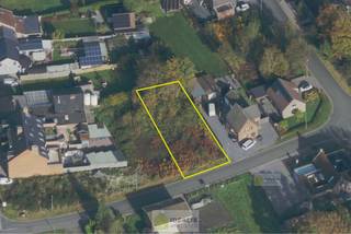 Deze knappe kavel, (LOT 2), met een oppervlakte van 5a 27ca, gelegen in het gegeerde Lindel bevindt zich in een rustige en aangename...