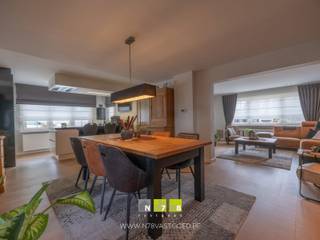 <span><strong>INSTAPKLARE HALFVRIJSTAANDE WONING MET 4 SLAAPKAMERS OP EEN PERCEEL VAN 4A30CA TE KINROOI (OPHOVEN) <br /><br />TROEVEN<br /></strong>- Alle belangrijke voorzieningen in de buurt! (scholen, openbaar vervoer,...)<br />- Gelegen langs de verbindingsweg tussen Geistingen & Ophoven. <br />- Dichtbij de Nederlandse grens.<br />- Energielabel D: geen renovatieverplichting. <br />- Diverse renovaties door de jaren heen waaronder: dak, ramen, deuren,... <br />- 2 badkamers waarvan 1 op het gelijkvloers. <br />- Afgewerkt met kwalitatieve materialen. <br />- Airco op diverse plaatsen.<br />- Inpandige garage & carport. <br />- Ruime terrasoverkapping aan de achterzijde. <br /><br /><strong>KELDERVERDIEPING -01<br /></strong>- Kelderruimte 1 (2,05m x 5,92m = 12,14m²): beton. <br />- Kelderruimte 2 (2,23m x 3,88m = 8,65m²): Cv-installatie op stookolie, beton. <strong><br /><br />GELIJKVLOERS 00<br /></strong>- Inkomhal (3,72m x 1,33m) +2,32m+1,28m = 8,55m²)): trap naar verdieping 1, steentapijt.<strong> <br /></strong>- Nachthal (1,03m x 3,39m = 3,49m²): steentapijt. <br />- Woonkamer met doorloop naar de eetkamer ((6,32m x 3,85m) + (4,01m x 8,17m) = 36,51m²)): pelletkachel, veel natuurlijk lichtinval, schuifraam naar het overdekt terras, parket. </span><br /><span>- Keuken (2,21m x 4,01m = 8,86m²): gelegen in het verlengde van de eetkamer, geïnstalleerde keukenwand met onder-bovenkasten,combi-oven, koelkast, microgolfoven; kookeiland met vaatwasser, lades, inductiekookplaat, dampkap, zitruimte, aansluiting TV, parket.<br />- Badkamer 1 (1,72m x 3,36m = 5,78m²): enkele lavabo, kolomkast, spiegel; ligbad, hangtoilet, wandbetegeling, steentapijt. <br />- Strijkkamer/berging (3,16m x 2,10m = 6,64m²): deur naar buiten/ overdekt terras, steentapijt. </span><br /><span>- Inpandige garage (4,26m x 5,21m = 22,19m²): elektrische poort, deur naar buiten, watervoorziening, aansluiting wasmachine/droogkast, tegelvloer. <br /></span><br /><span><strong>VERDIEPING</strong> <strong>+01 </strong></span><br /><span>- Overloop (1,11m x 3,42m = 3,80m²): trap naar het gelijkvloers en vaste trap naar verdieping 2, laminaat.<br />- Slaapkamer 1 (4,00m x 4,00m= 16m²): airco, inloopdressing, aansluiting TV, laminaat. <br />- Slaapkamer 2 (4,00m x 3,00m) + (1,00m x 1,00m) = 13,00m²): laminaat. <br />- Slaapkamer 3 (1,13m x 2,33m) + (2,84m x 4,60m) = 15,69m²): laminaat. <br />- Badkamer 2 (1,76m x 2,03m = 3,57m²): enkele lavabo met onderkast, spiegel, inloopdouche, wandbetegeling, tegelvloer. <br /><br /><strong>VERDIEPING</strong> <strong>+02 </strong><br />- Slaapkamer 4 (6,74m x 4,73m = 31,88m²): inbouwkasten, inloopdressing, airco, laminaat. </span><br /><br /><span><strong>EXTERIEUR</strong></span><br /><span>-Overdekt terras (3,00m x 6,31m = 18,93m²) : houten overkapping, lichtkoepels, zonneluifel. <strong><br /></strong>-Carport (3,00m x 5,70m = 17,10m²).<br />-Tuinhuis (2,00m x 3,00m = 6,00m²). <br /><br /><strong>RENOVATIES</strong><br />- 2008: nieuwe ramen en deuren + achterbouw. <br />- 2010: dak vernieuwd en algemene renovatie. <br />- 2011: nieuwe keuken. <br /><br /><strong>10 ZONNEPANELEN SINDS 14/11/2023</strong><br />- In de verkoopprijs zit het volledige zonnepanelensysteem begrepen (zonnepanelen, omvormer, collectoren e.a. toebehoren).<br /><br /><br />Bekijkt u deze advertentie via een aanverwante vastgoedsite, surf dan zeker naar onze website <strong>www.N78vastgoed.be</strong> voor een uitgebreide beschrijving en foto's. <strong>Meer info: +32 (0)89 86 18 88 of info@N78vastgoed.be.</strong></span>