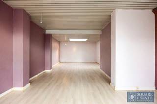 Commercial property for sale in Rommelaerenlaan in Jette - a spacious house (230m²) with 4 to 5 rooms, underground garage with basement, and...