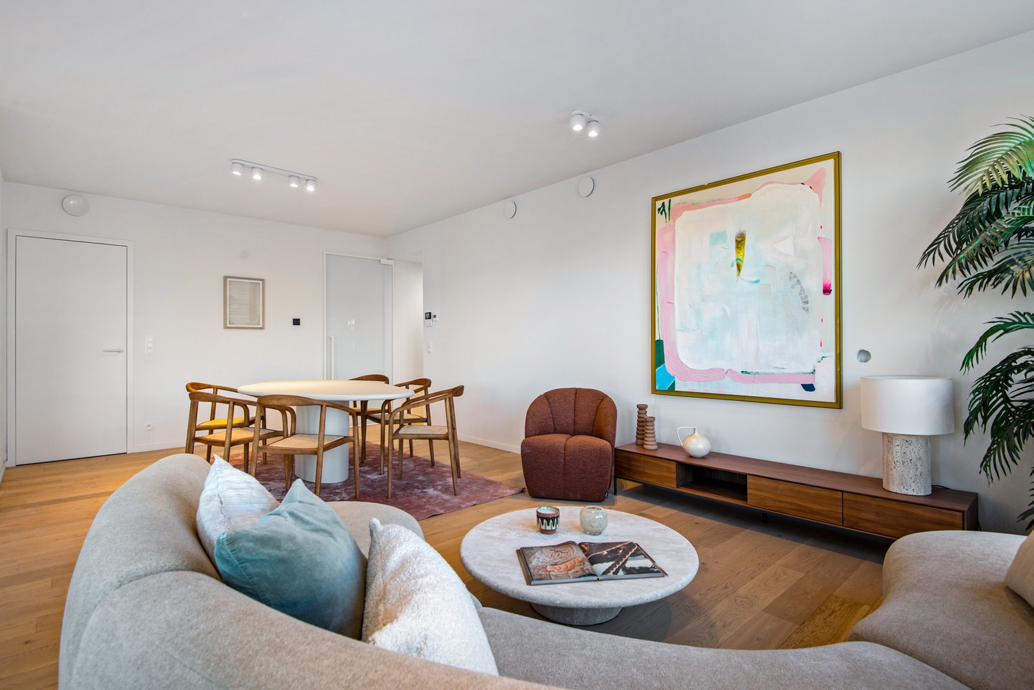 Stijlvol 3-slaapkamerappartement met wintertuin in hartje Lier - foto 5