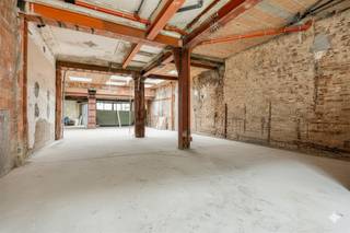 EXCEPTIONAL COMMERCIAL SPACE OF APPROX. 660 M² IN THE DIESTSESTRAAT IN LEUVEN.At an absolute top location in the commercial heart of Leuven, in the...