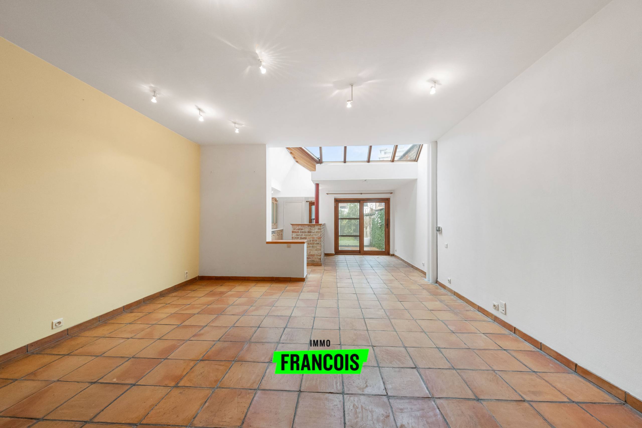 House for sale in Bruges with 5 bedrooms - photo 3