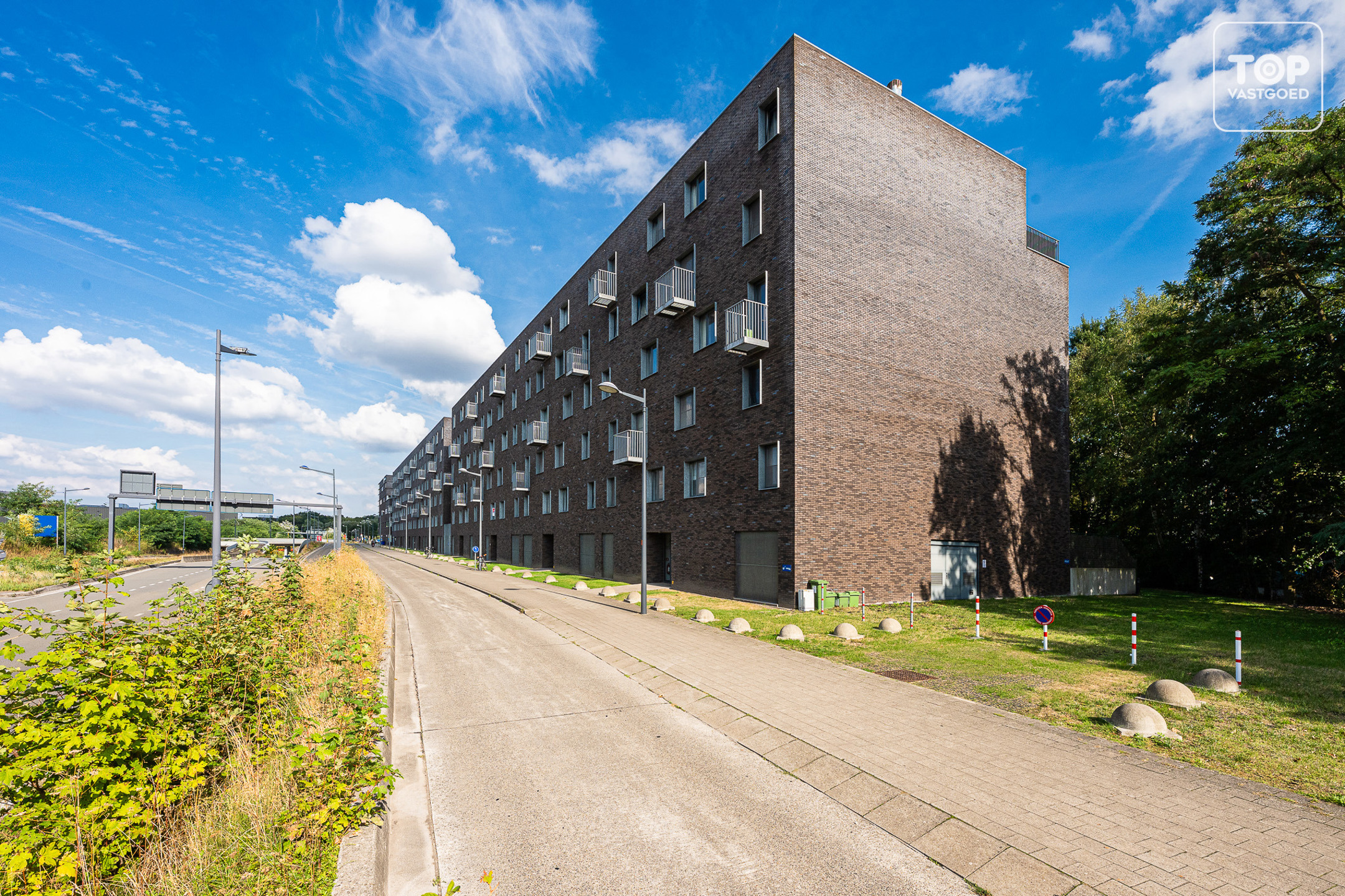 lichtrijk appartement met 1 slaapkamer en groene tuin - foto 4